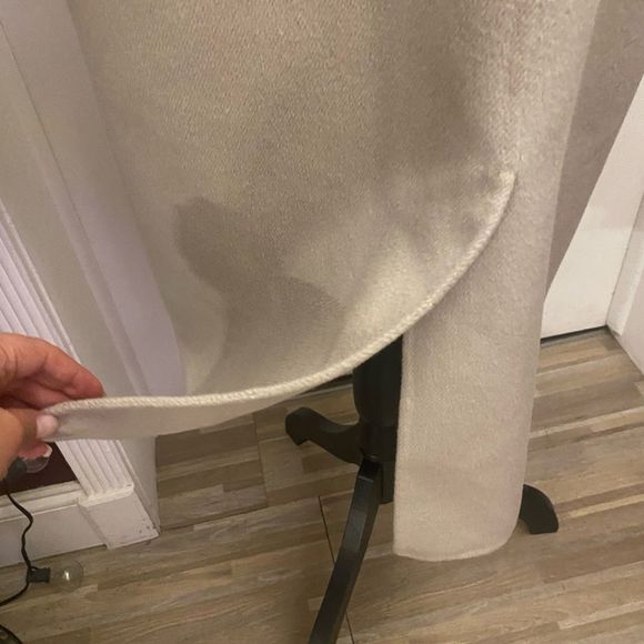 MaxMara Cream Trench Coat with Hood - Picture 8 of 13